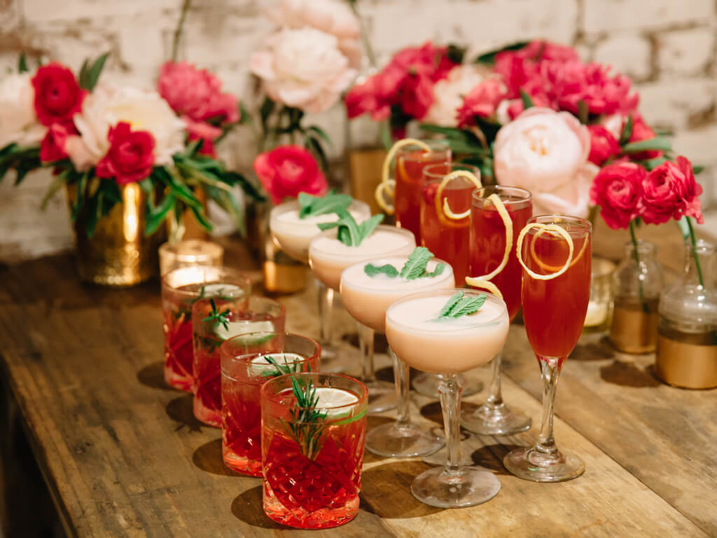 How to Pick a Signature Cocktail to Match your Event
